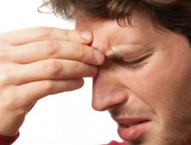 Ιγμορίτιδα: Πόσο διαρκεί – Τι να κάνετε για πονοκέφαλο και μπούκωμα